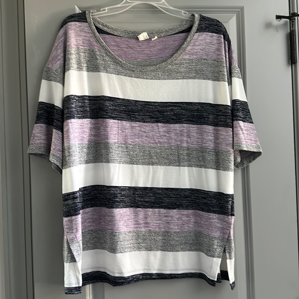 Gap striped shirt size large